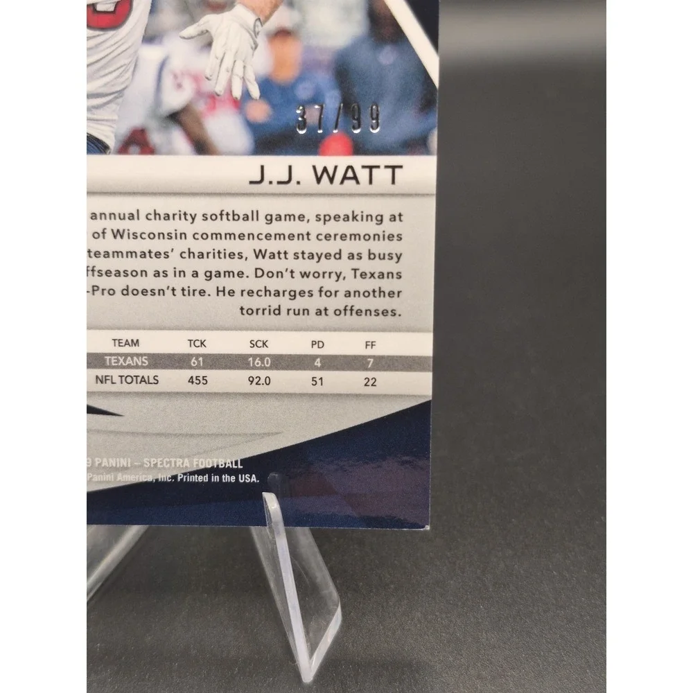 2019 Panini Spectra Football J.J. Watt #97 Rainbow Foil /99